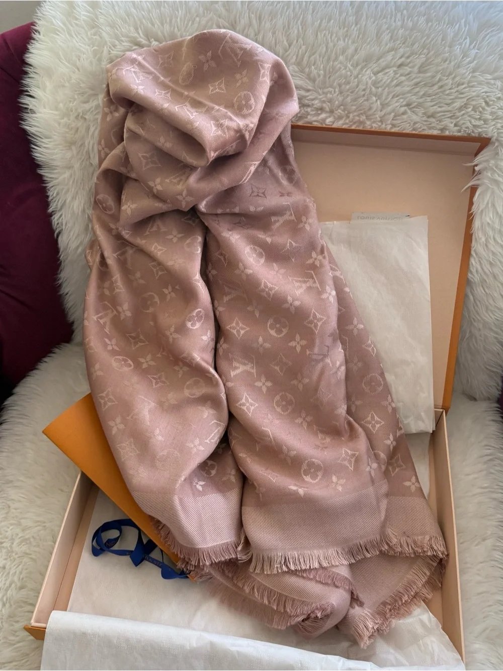 Louis Vuitton Monogram Classic Shawl